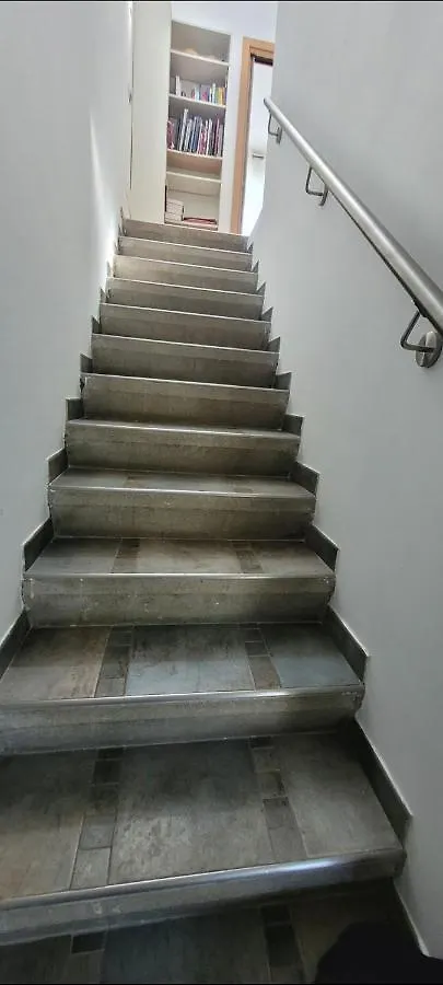 Stanza In Villa Con Giardino Milan