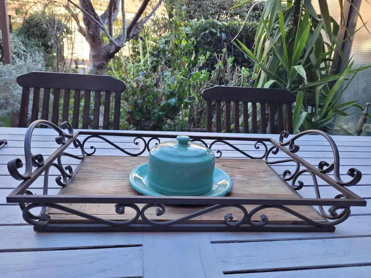 Homestay Stanza In Villa Con Giardino Milan Italy